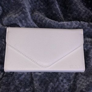 Lilah b. Cosmetic Clutch Case